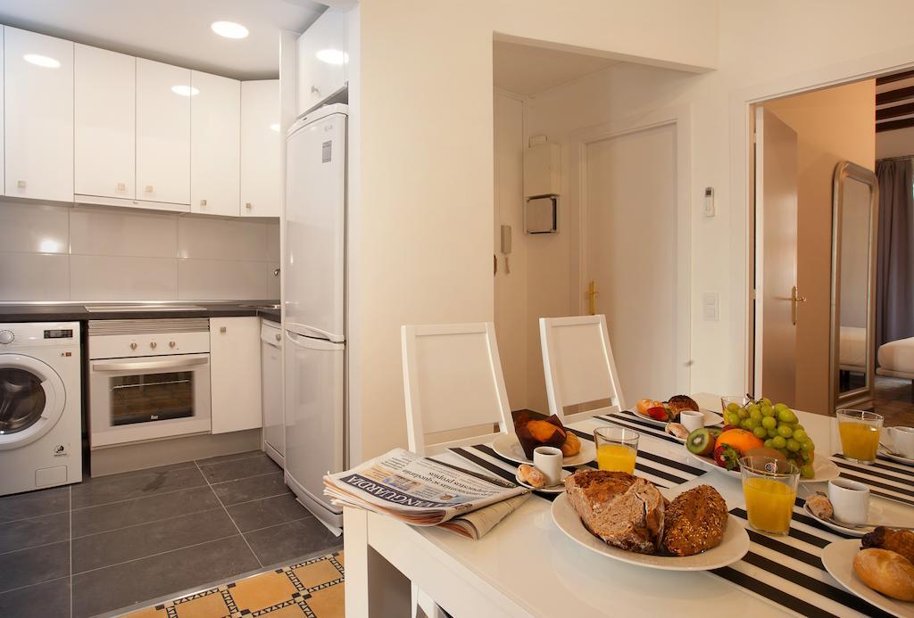 Barnapartments Basic Gracia バルセロナ エクステリア 写真