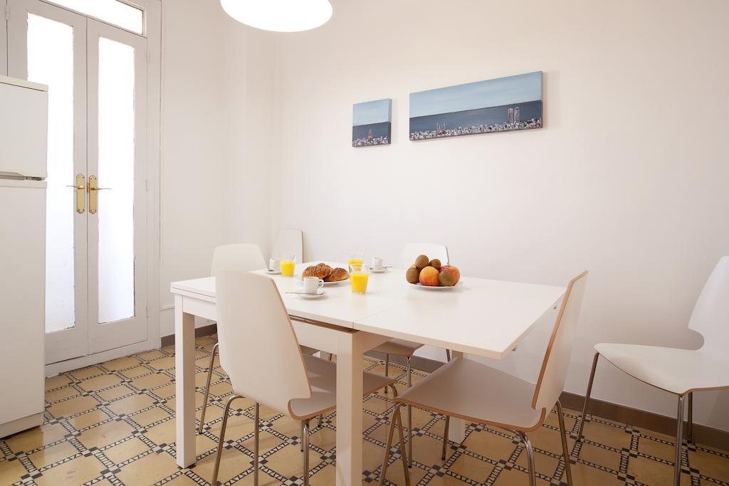 Barnapartments Basic Gracia バルセロナ エクステリア 写真