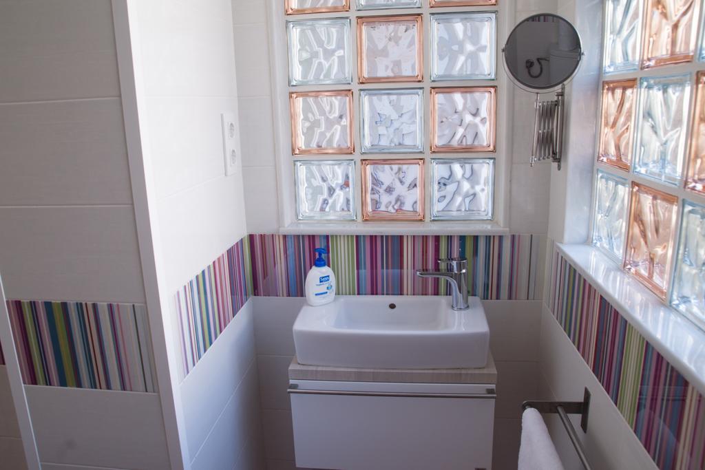 Barnapartments Basic Gracia バルセロナ エクステリア 写真