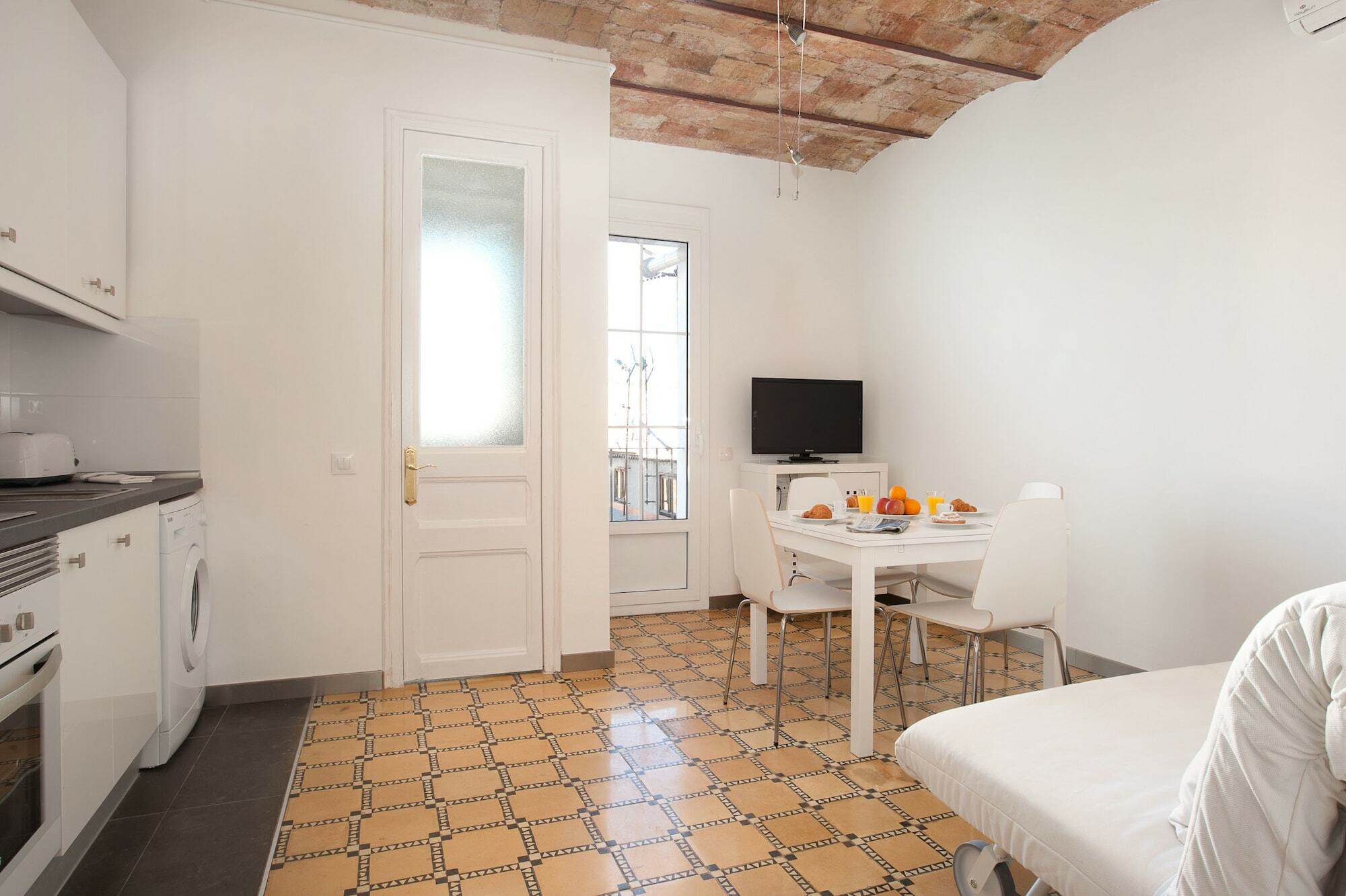 Barnapartments Basic Gracia バルセロナ エクステリア 写真